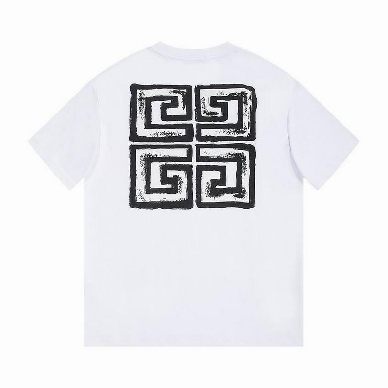 GIVENCHY Men's T-shirts 600